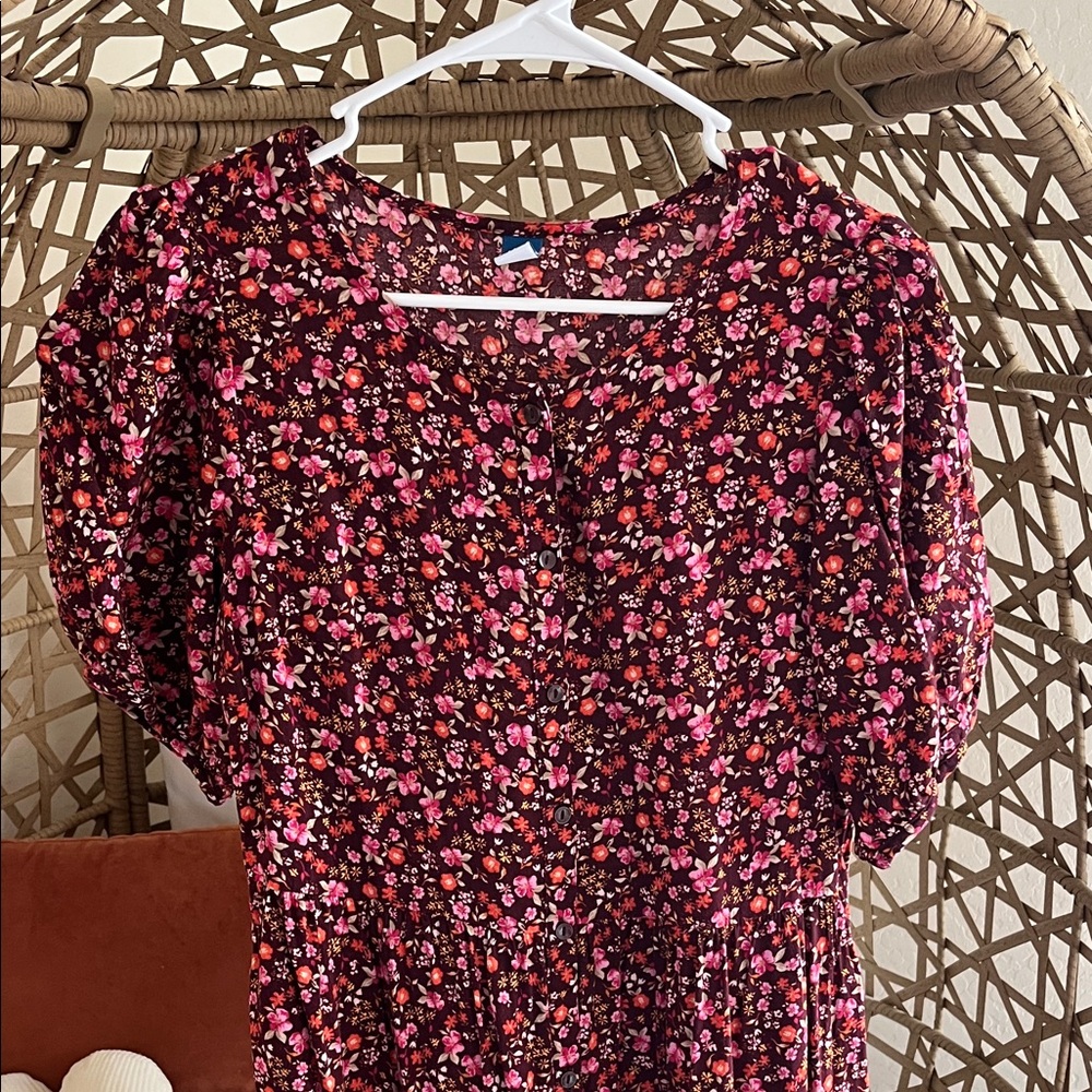 Floral Puff-Sleeve Dress in Burgundy and Pink